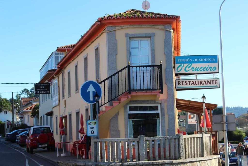 Hotel O Cruceiro Puentedeume Exterior foto